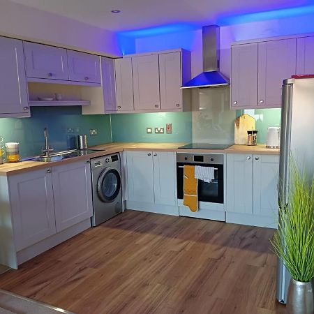 Barchester House Apartments Delux Salisbury Extérieur photo