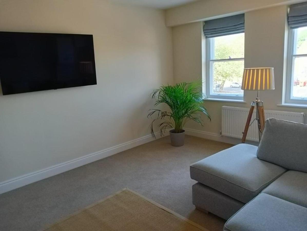 Barchester House Apartments Delux Salisbury Extérieur photo