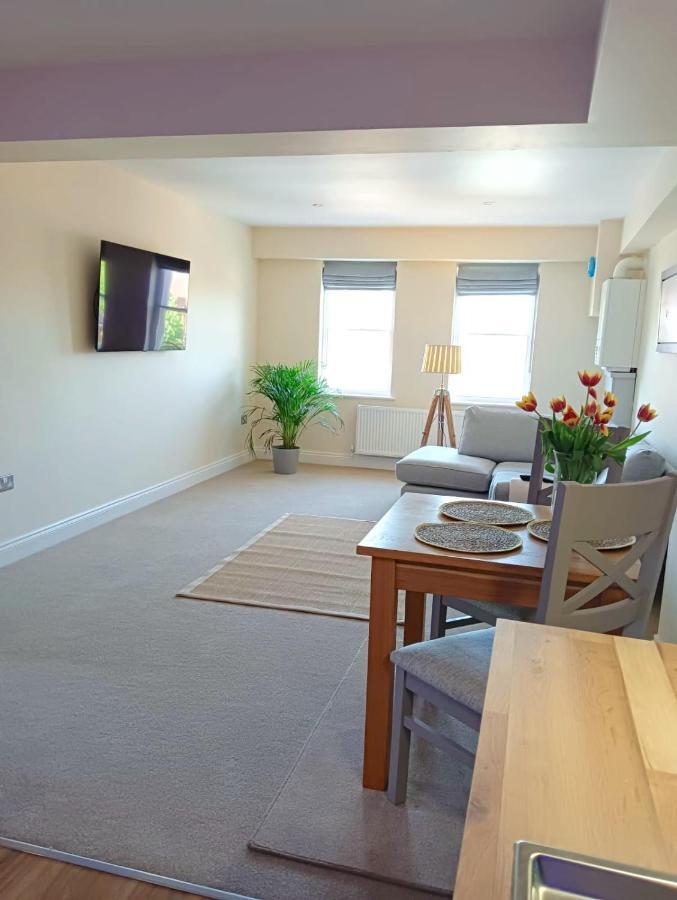 Barchester House Apartments Delux Salisbury Extérieur photo